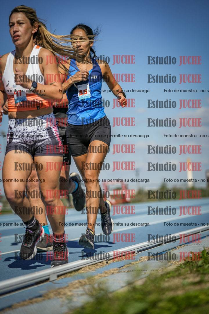 Fotos de los 5000 m llanos de mujeres y varones