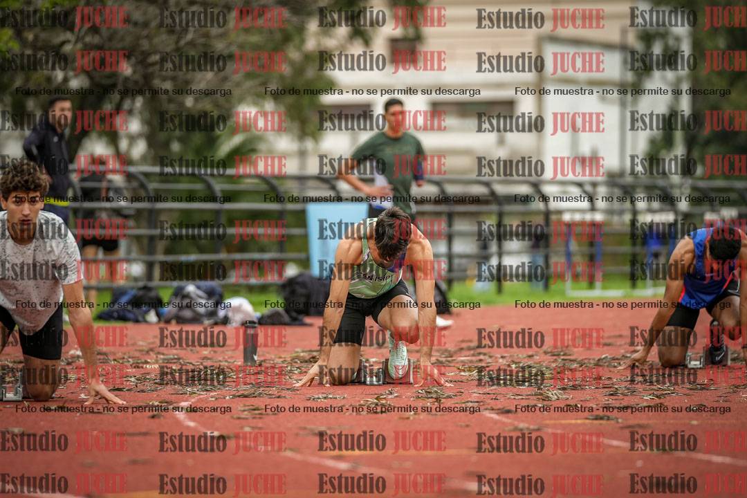 Fotos de los 200 m llanos de varones