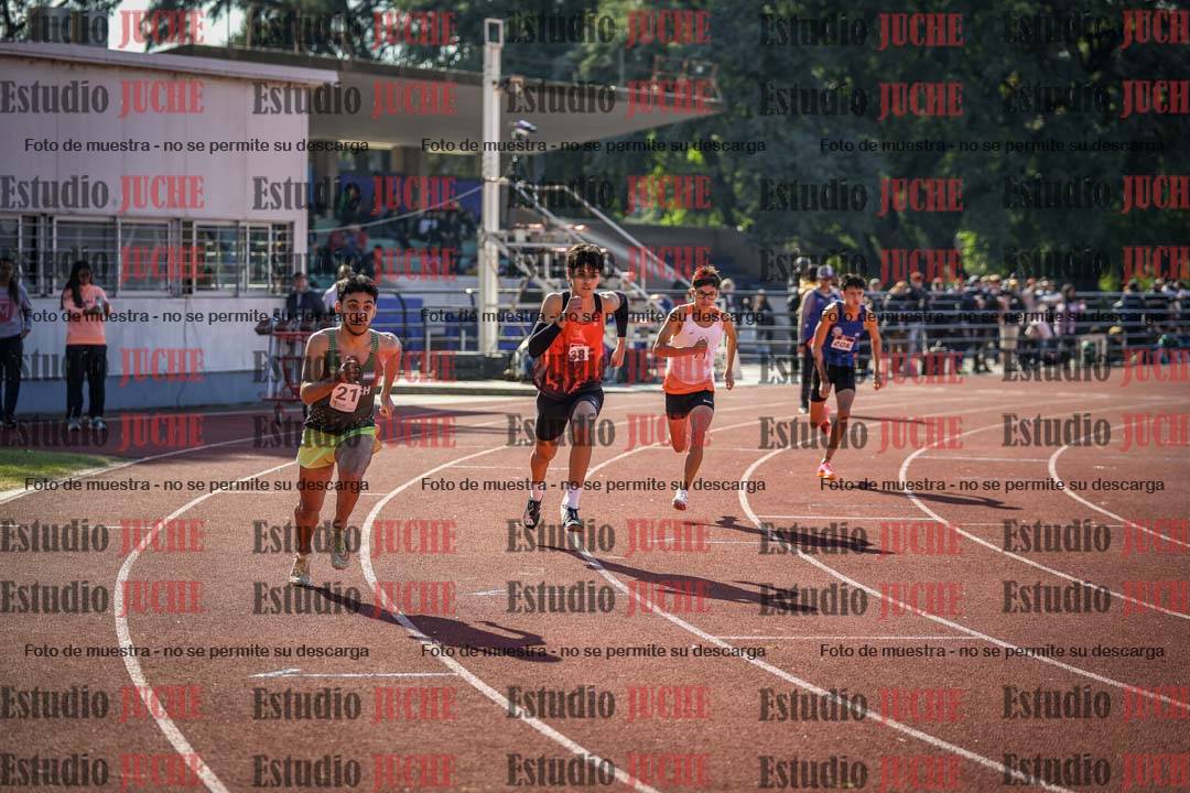 Fotos de los 800 m llanos de varones
