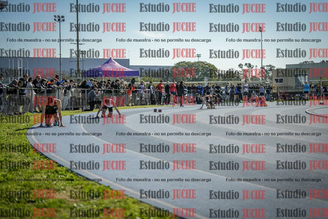 Fotos de los 400 m llanos de varones