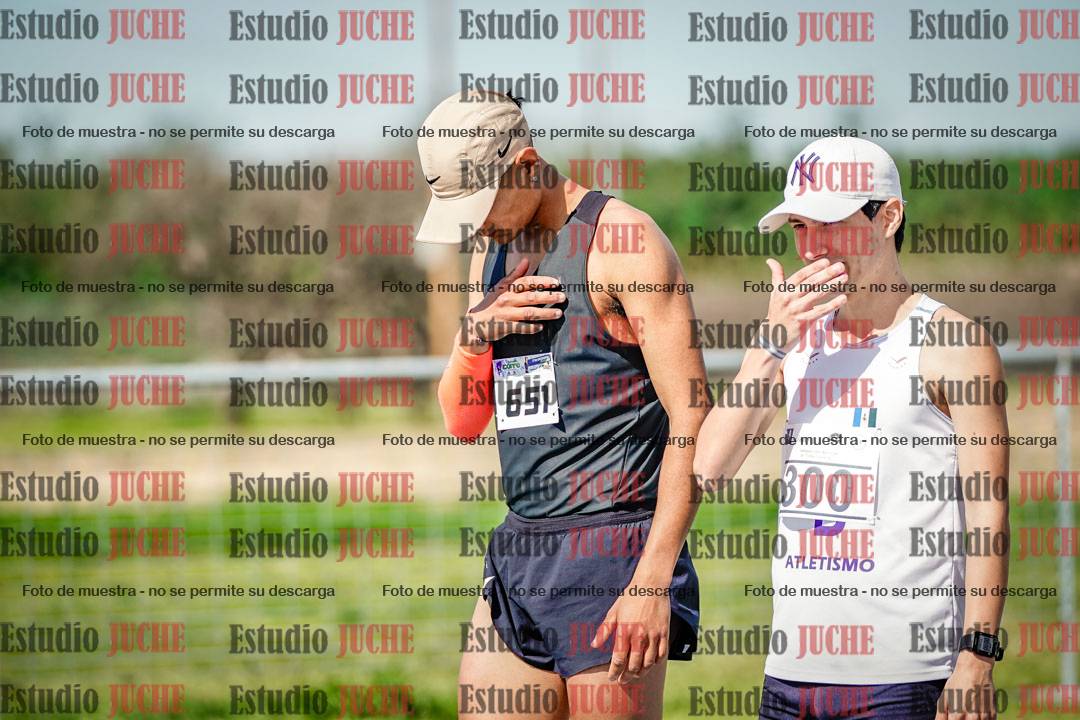 Fotos de los 3000 m llanos de varones
