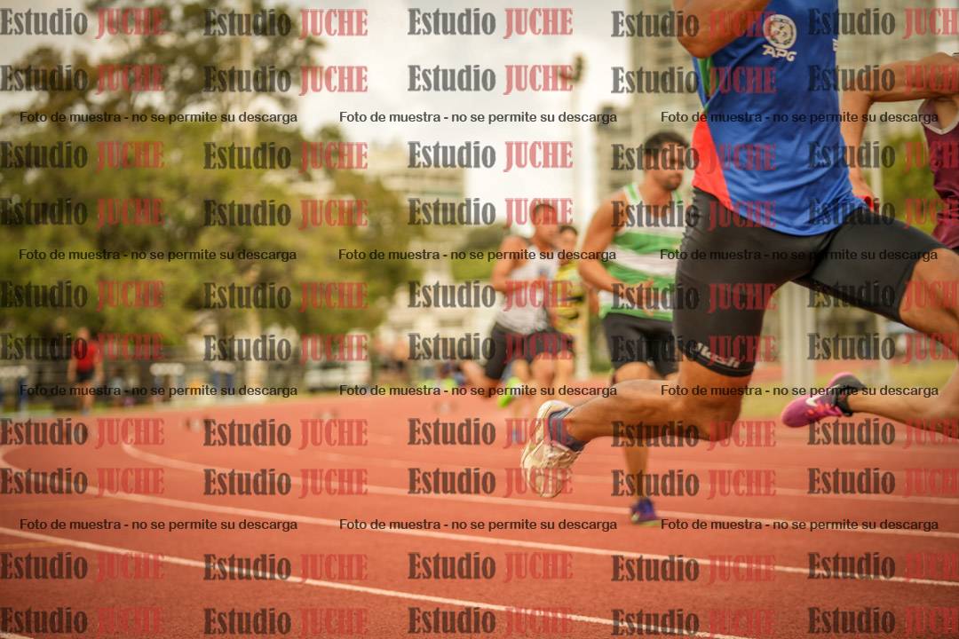 Fotos de los 200 m llanos de varones
