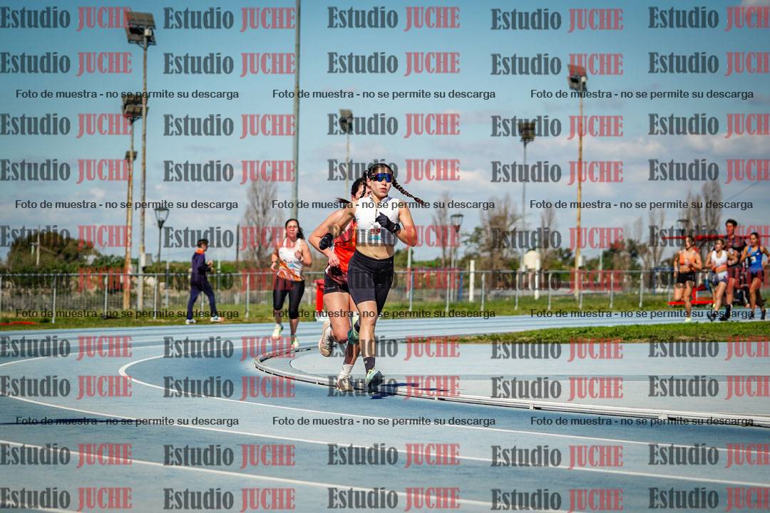 Fotos de los 5000 m llanos de mujeres y varones