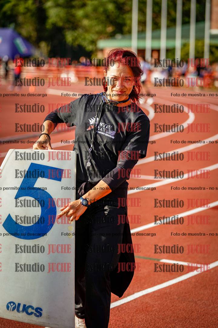 Fotos de algunos extras y podios del día 1