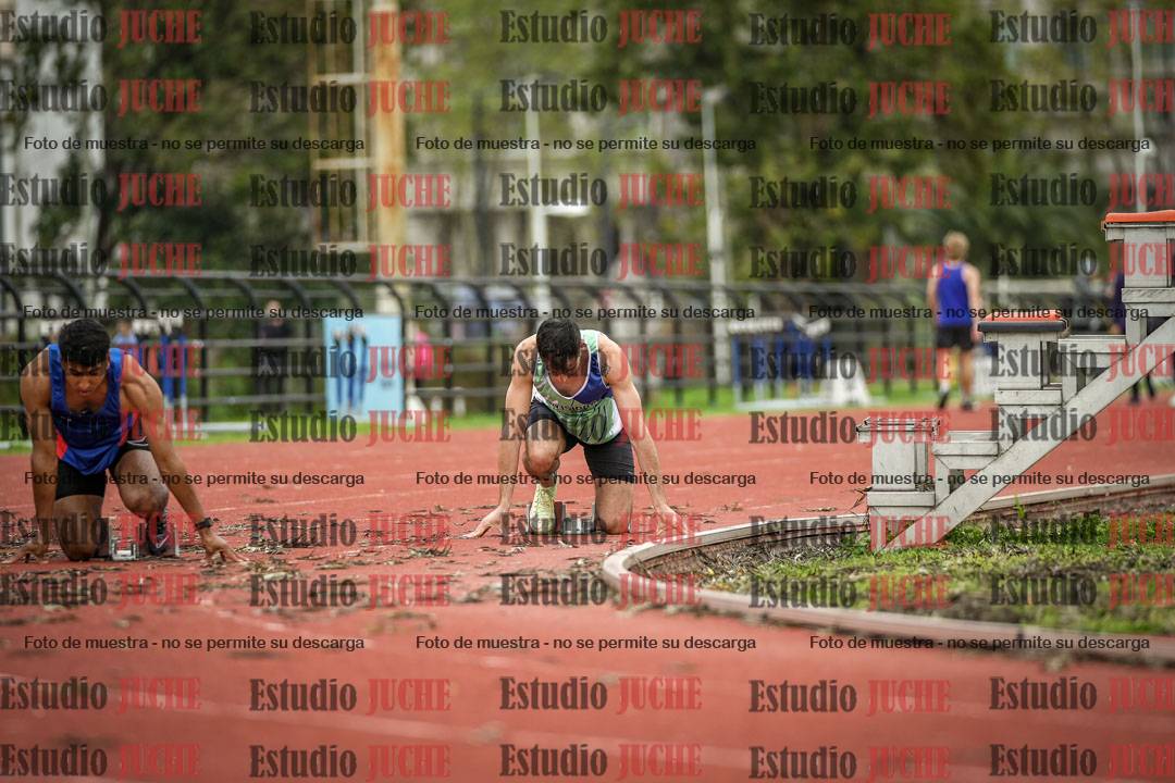 Fotos de los 200 m llanos de varones