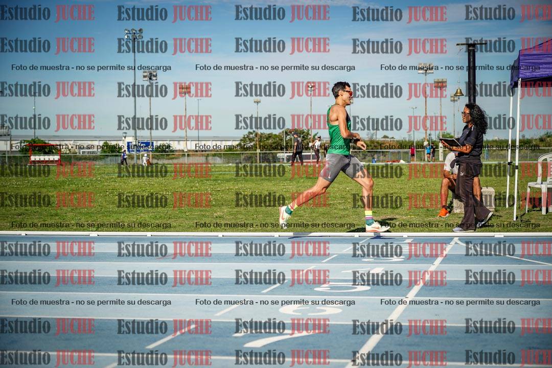 Fotos de los 1500 m llanos de varones