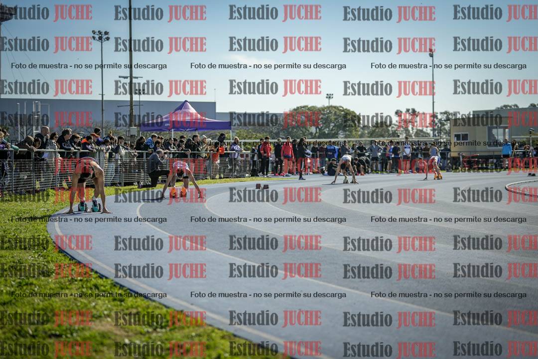 Fotos de los 400 m llanos de varones
