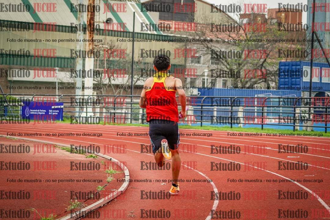 Fotos de las postas 8x200 m mixtas