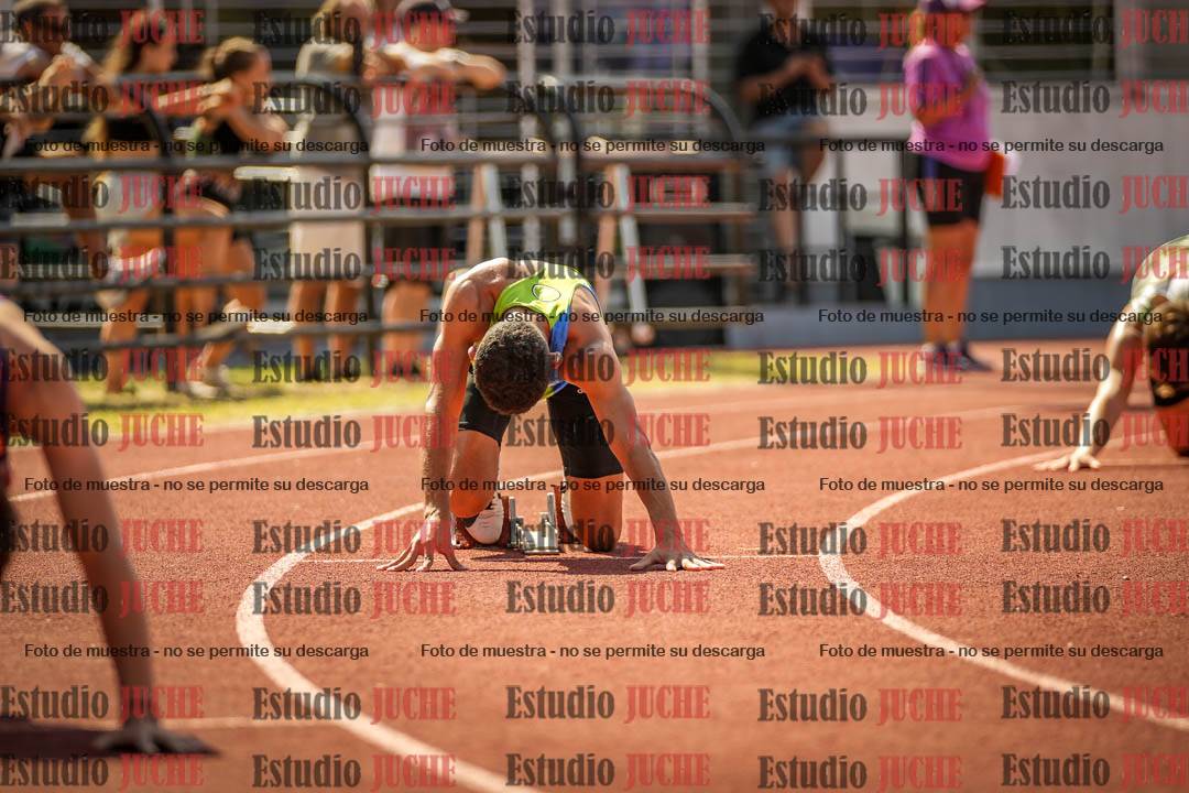 Fotos de los 400 m llanos de varones