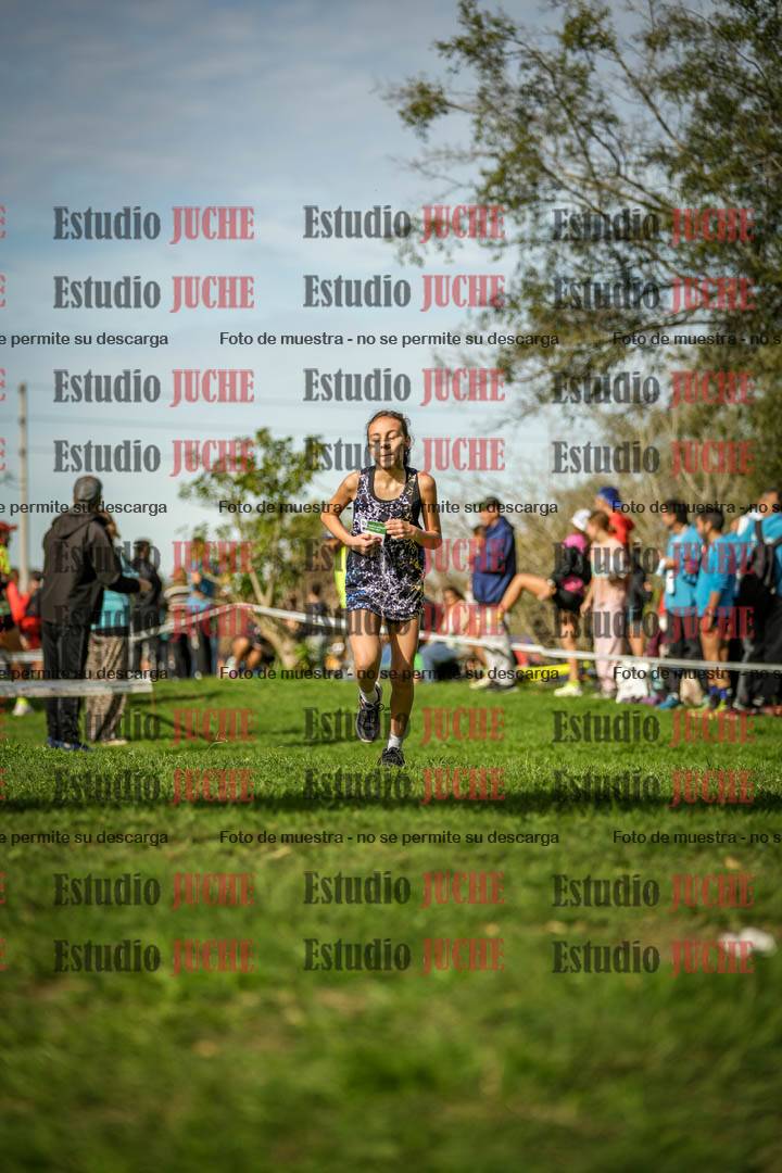 Fotos de la llegada del cross de 1000 m