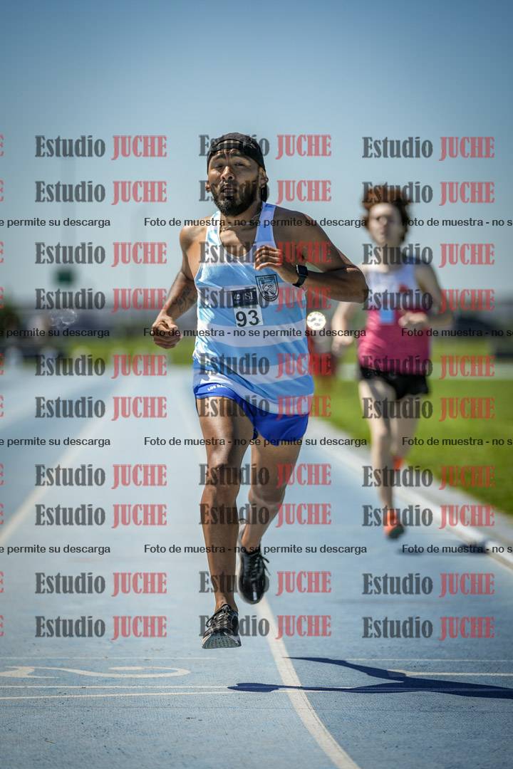 Fotos de los 800 m llanos de varones