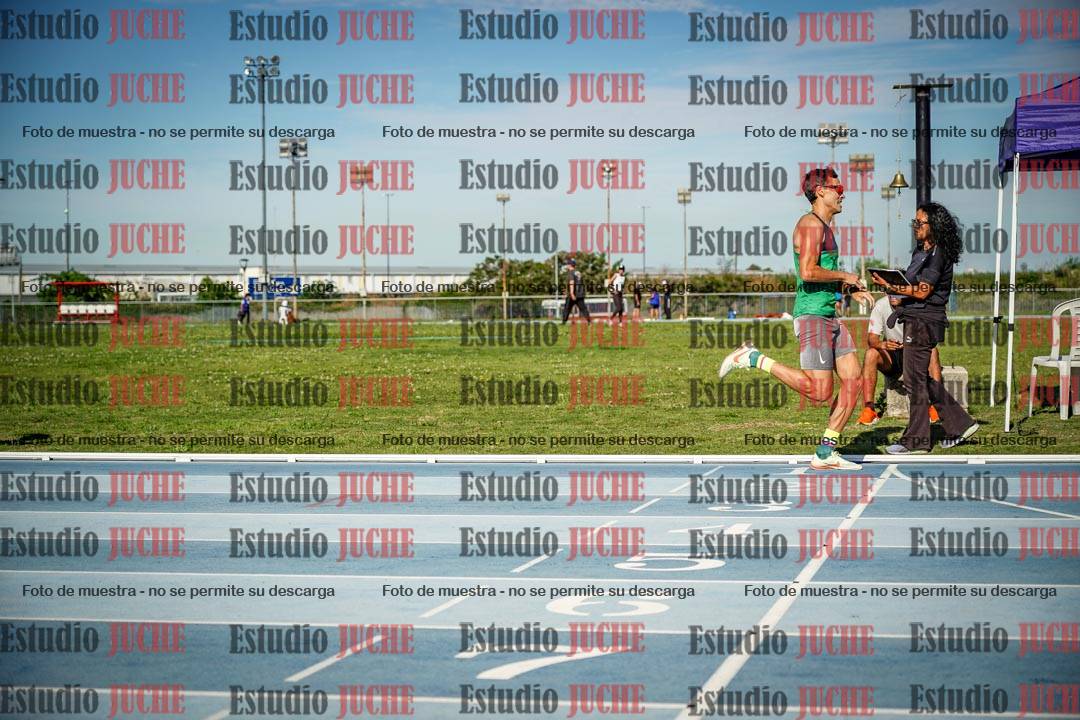 Fotos de los 1500 m llanos de varones
