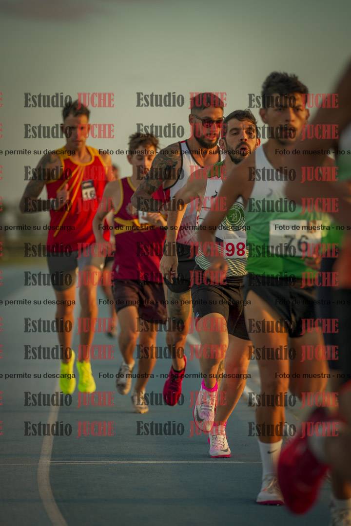 Fotos de los 3000 m llanos de varones