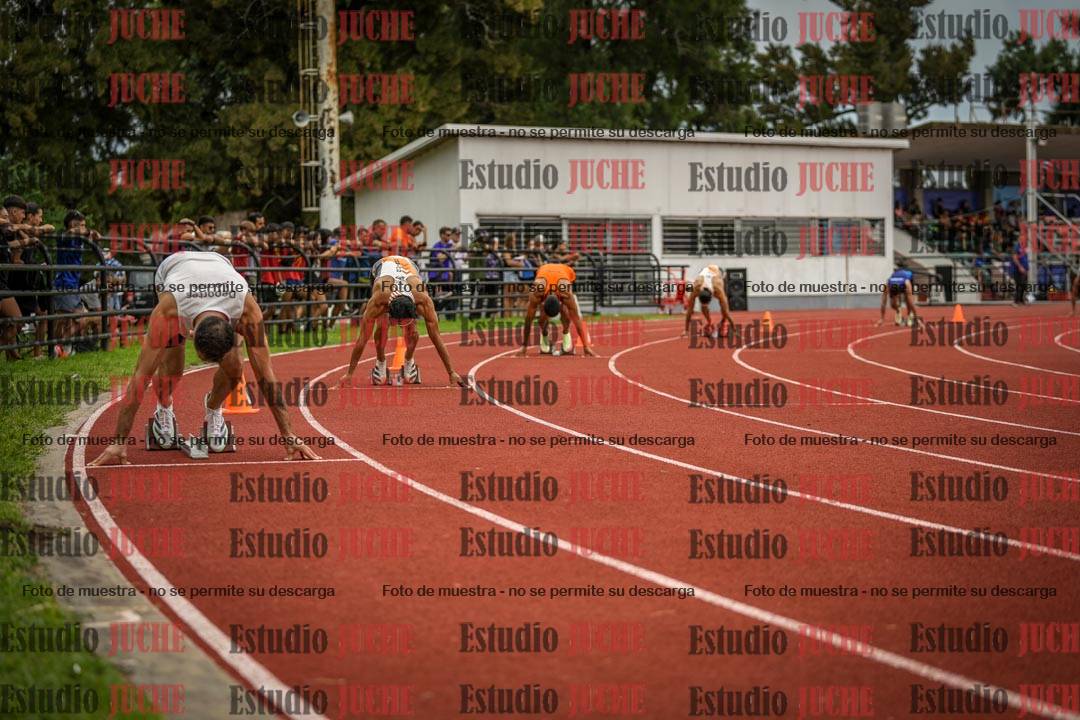 Fotos de los 400 m llanos de varones