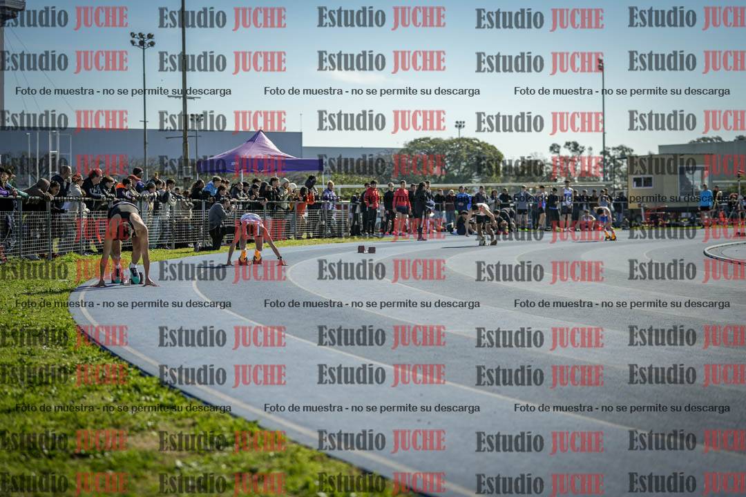 Fotos de los 400 m llanos de varones
