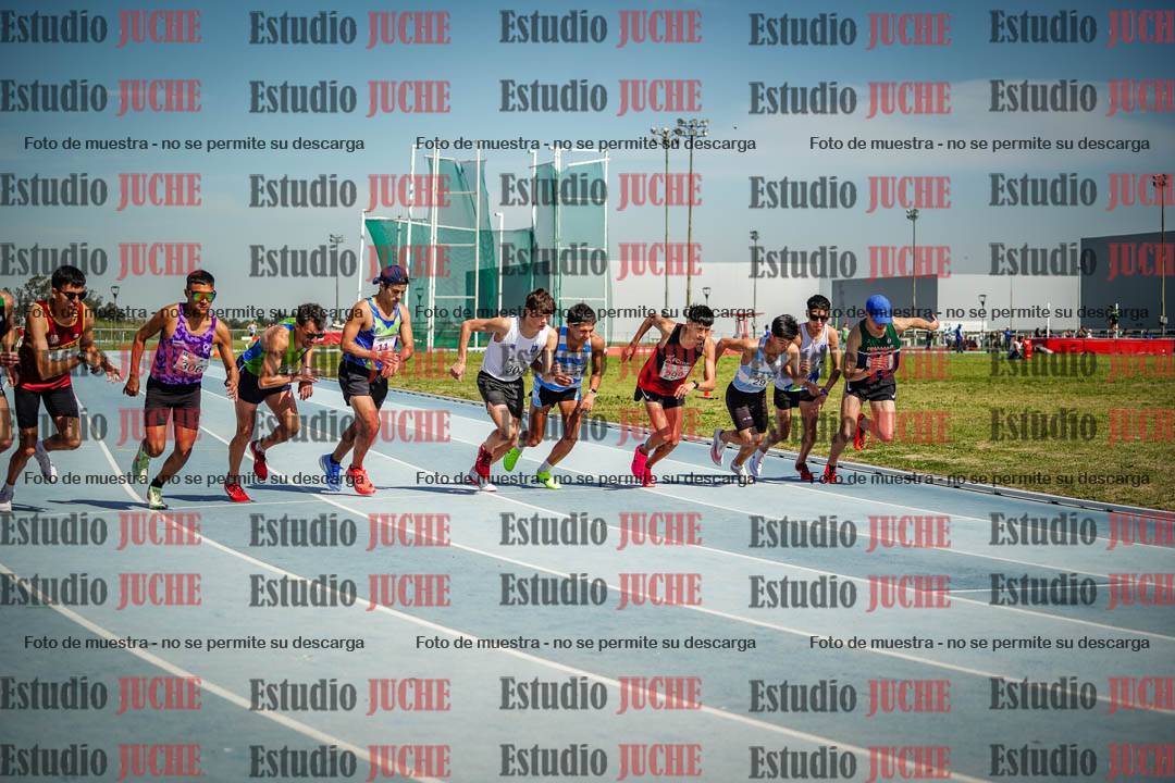 Fotos de los 3000 m llanos de varones