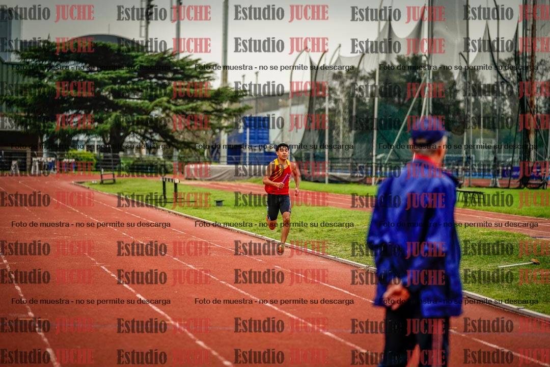 Fotos de las postas 8x200 m mixtas