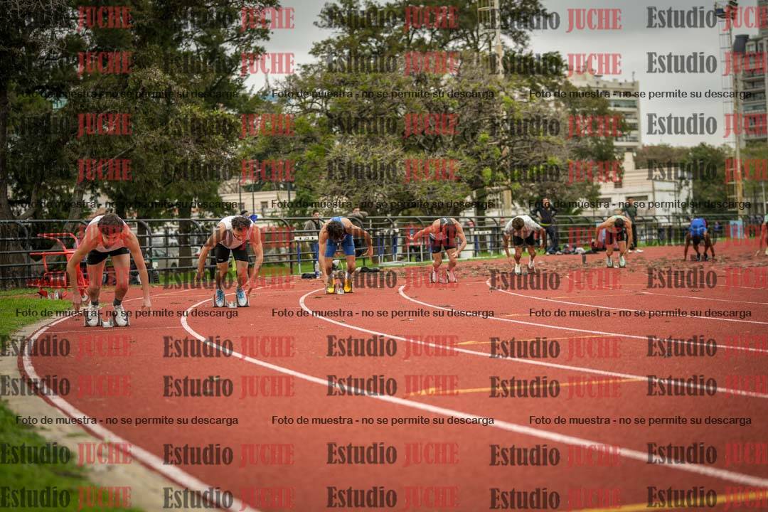 Fotos de los 200 m llanos de varones
