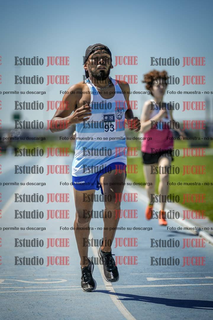 Fotos de los 800 m llanos de varones