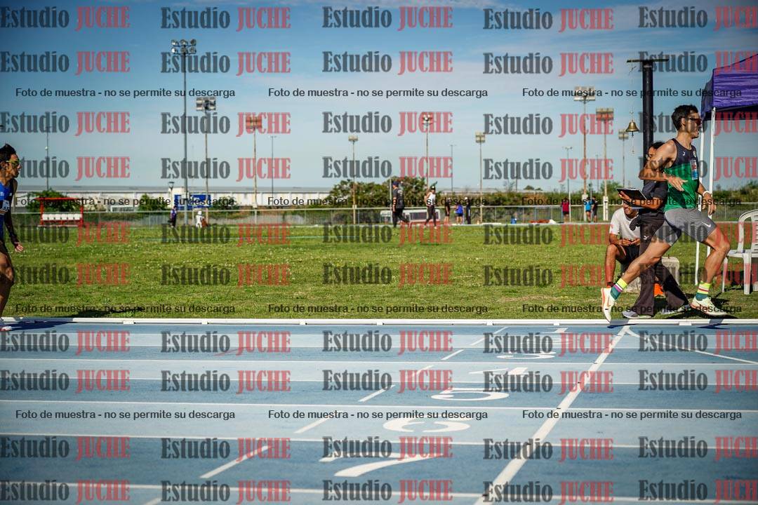 Fotos de los 1500 m llanos de varones