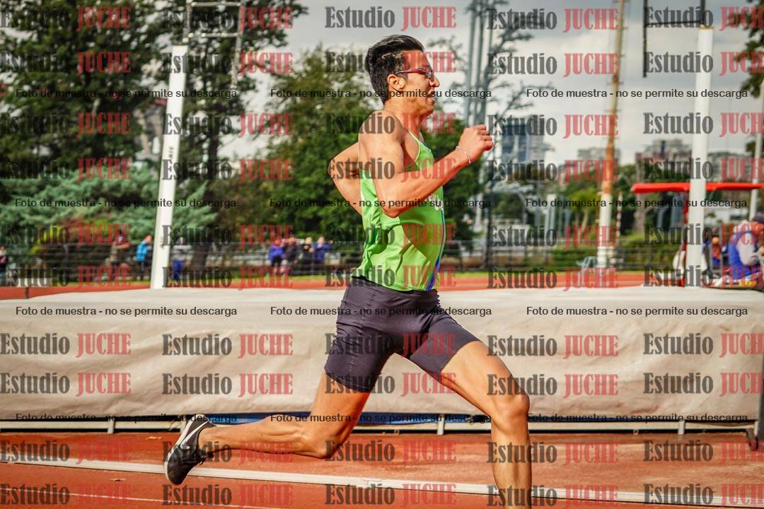 Fotos de los 400 m llanos de varones