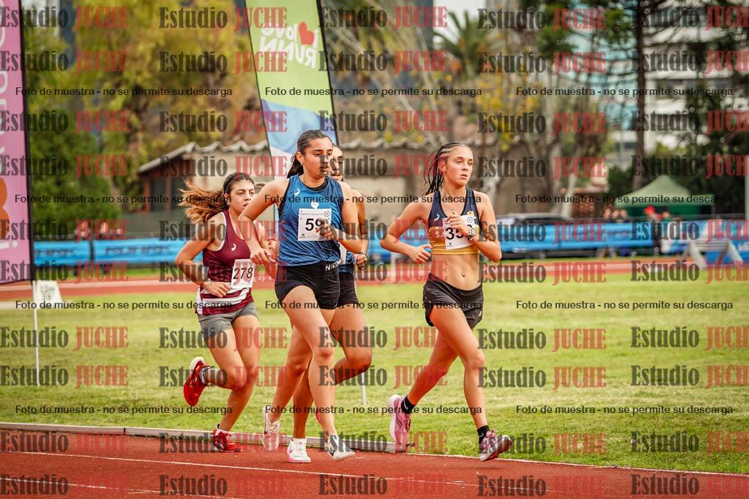 Fotos de los 5000 m llanos de mujeres
