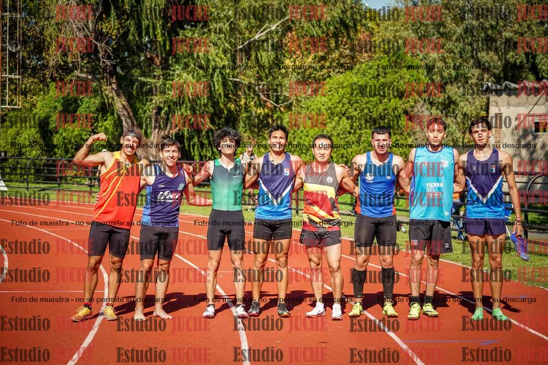 Fotos de algunos podios y extras