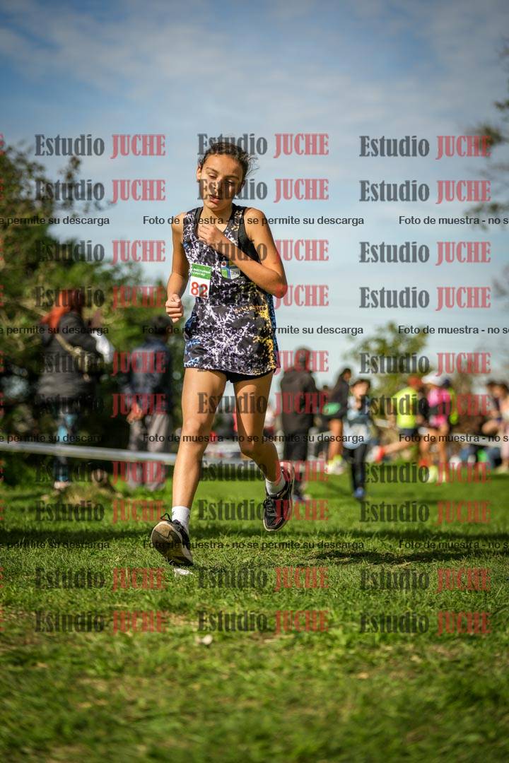 Fotos de la llegada del cross de 1000 m