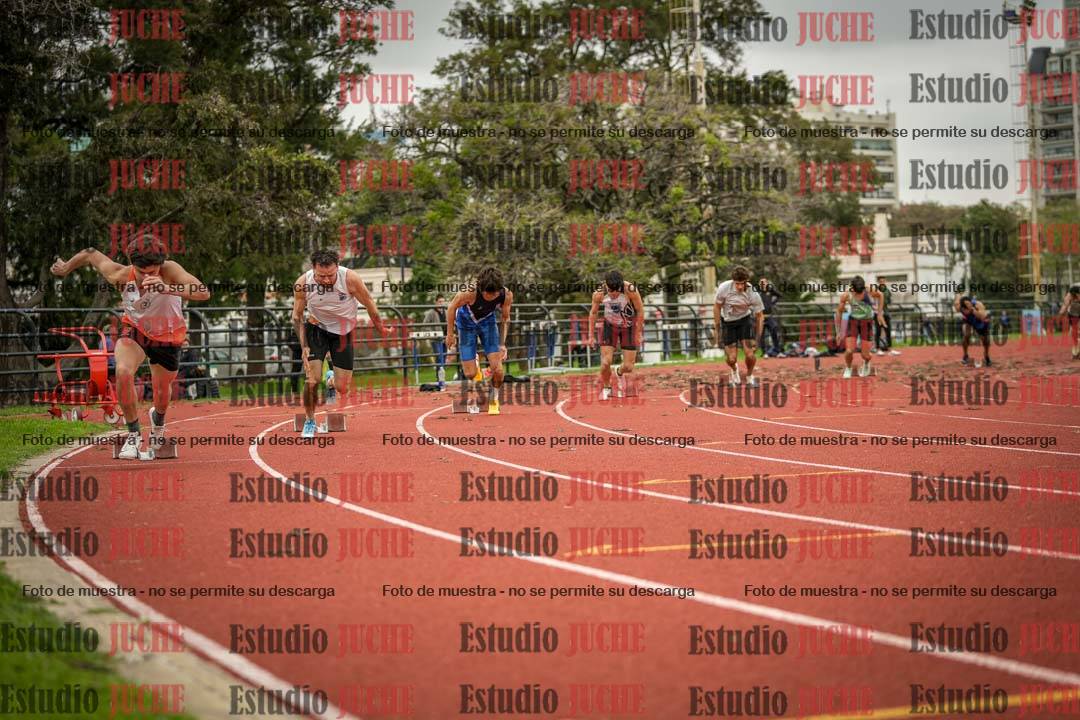 Fotos de los 200 m llanos de varones