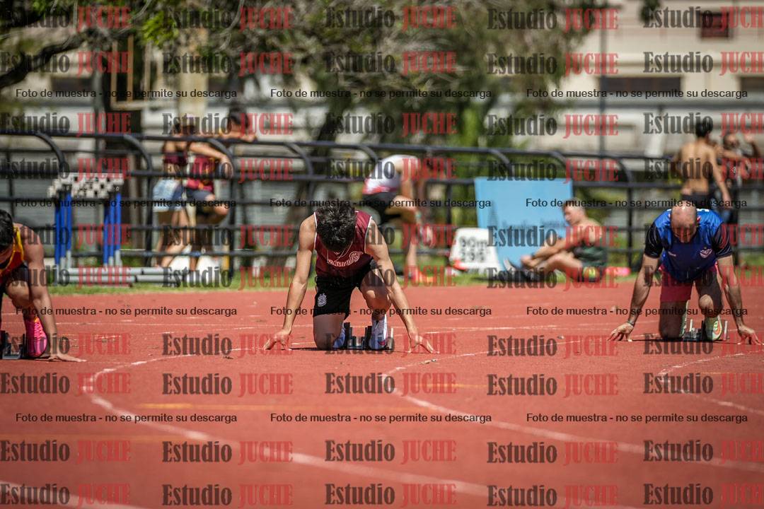 Fotos de los 200 m llanos de varones