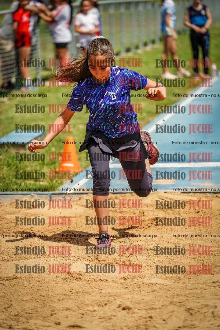 Fotos del salto en largo de mujeres - U12