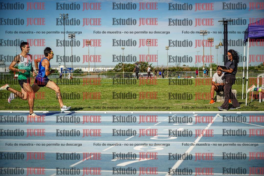Fotos de los 1500 m llanos de varones