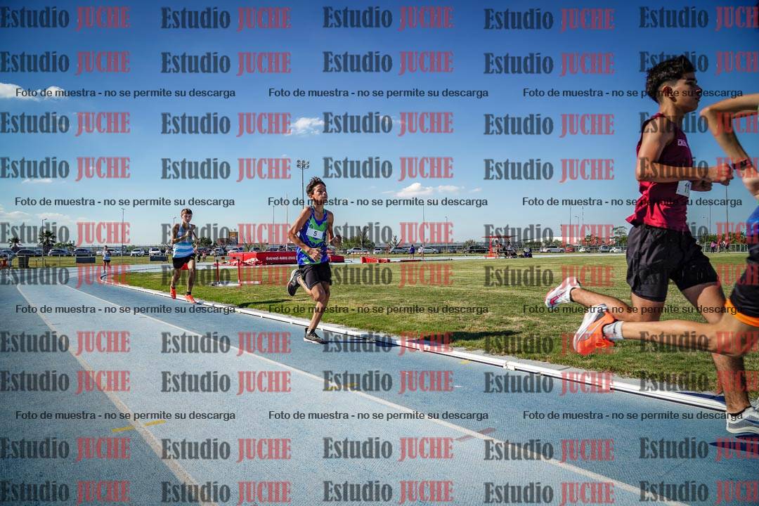 Fotos de los 600 m llanos de varones