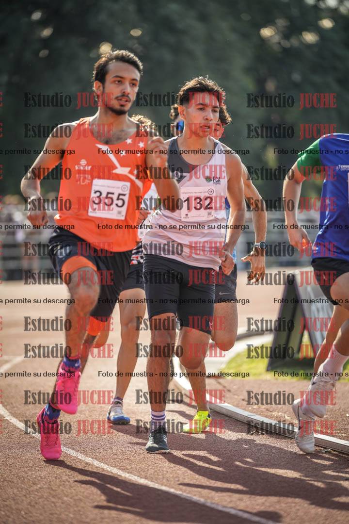Fotos de los 800 m llanos de varones