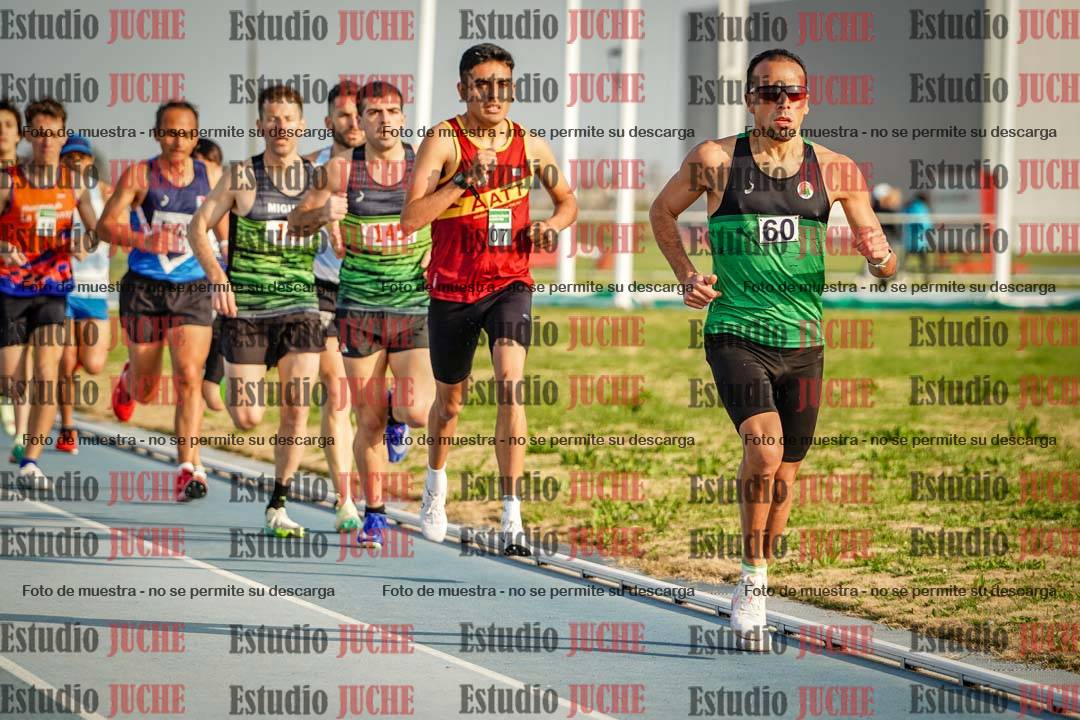 Fotos de los 3000 m llanos de varones