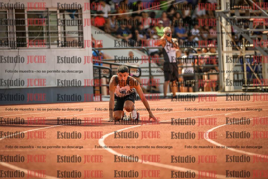 Fotos de los 400 m llanos de varones