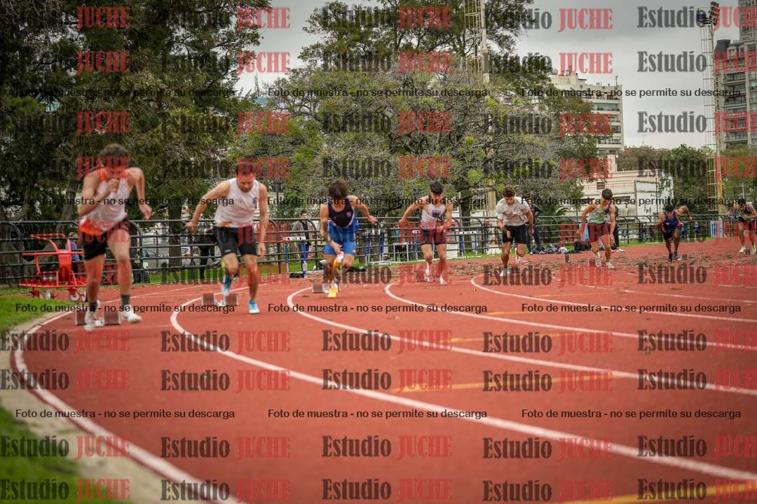 Fotos de los 200 m llanos de varones