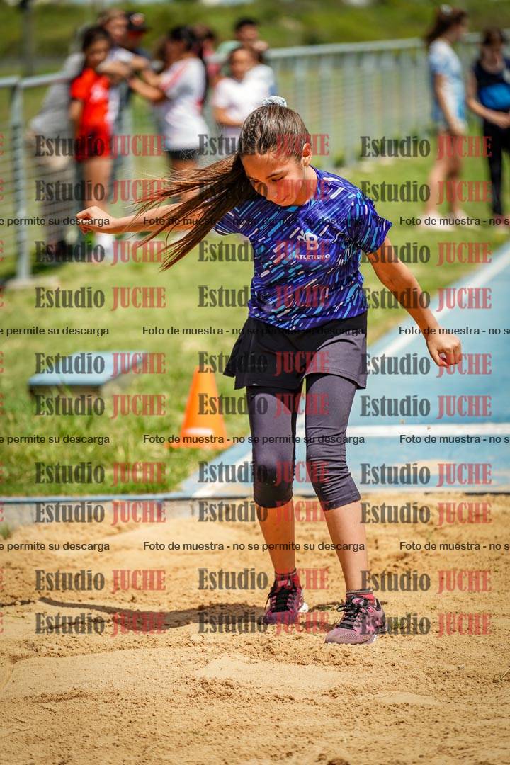 Fotos del salto en largo de mujeres - U12