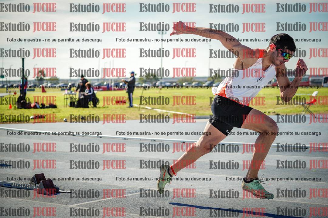 Fotos de los 400 m llanos de varones