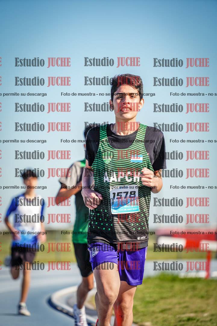 Fotos de los 2000 m llanos de varones