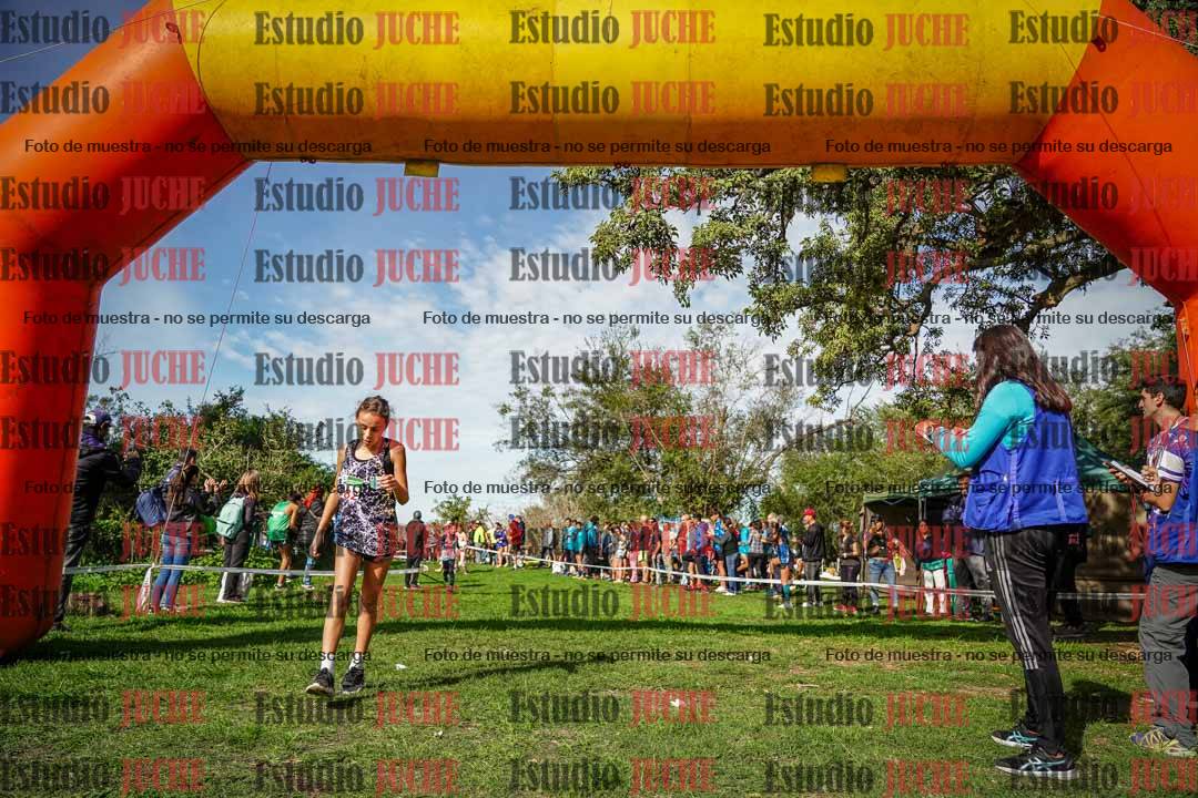 Fotos de la llegada del cross de 1000 m