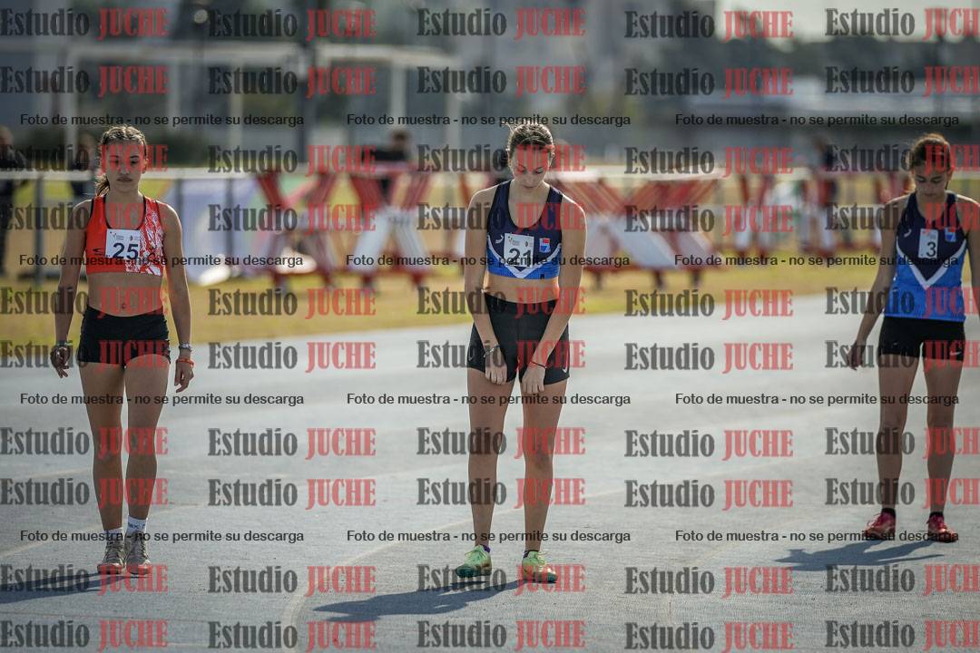 Fotos de los 800 m llanos de mujeres - combinadas 7