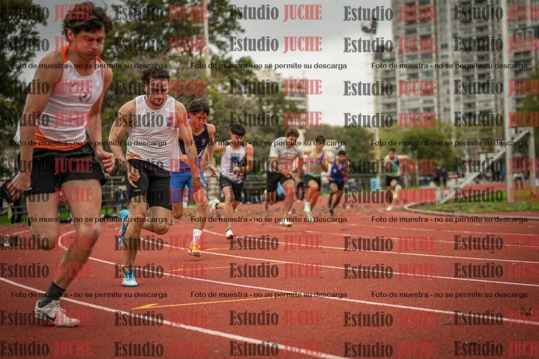 Fotos de los 200 m llanos de varones