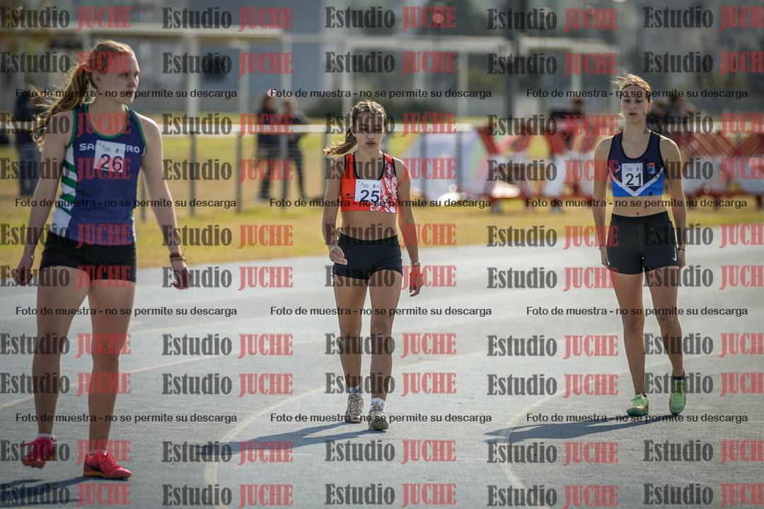 Fotos de los 800 m llanos de mujeres - combinadas 7