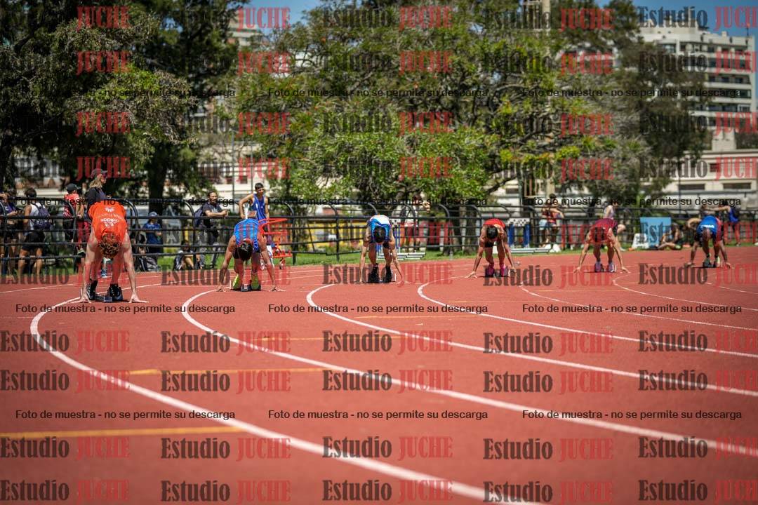 Fotos de los 200 m llanos de varones
