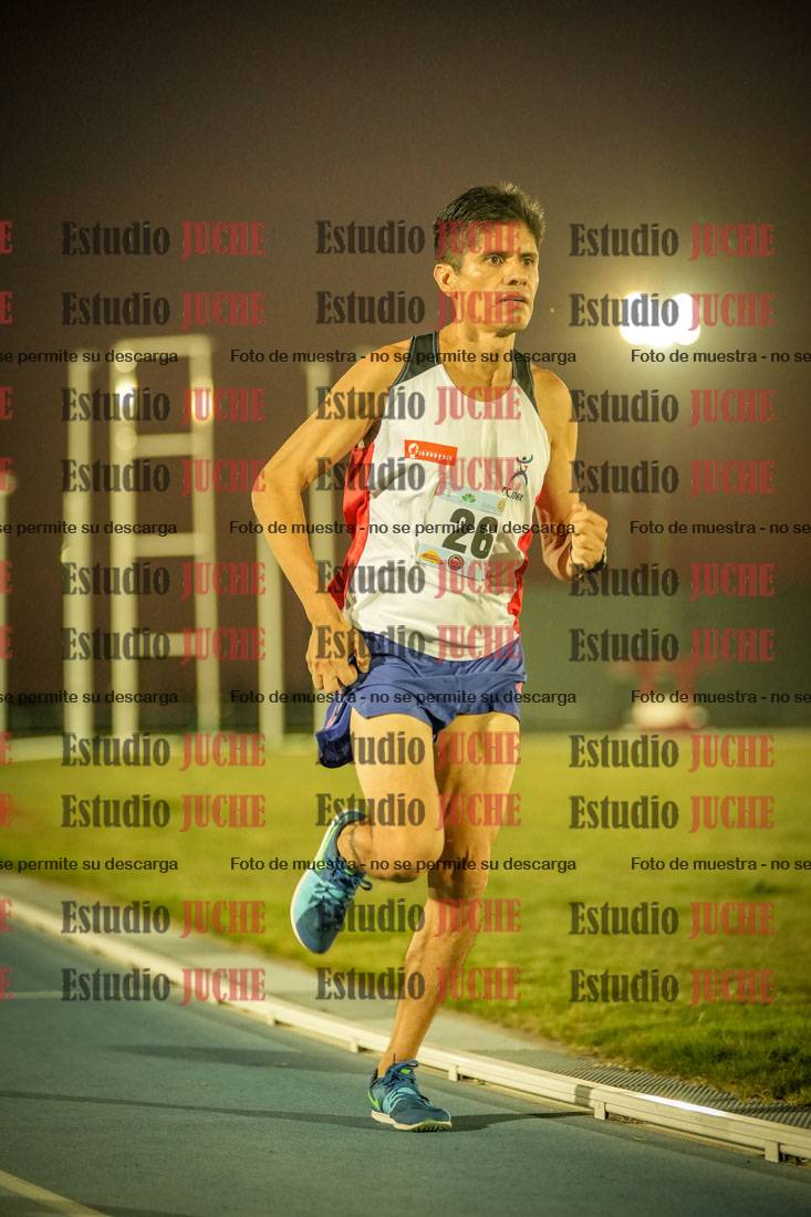 Fotos de los 3000 m llanos de varones