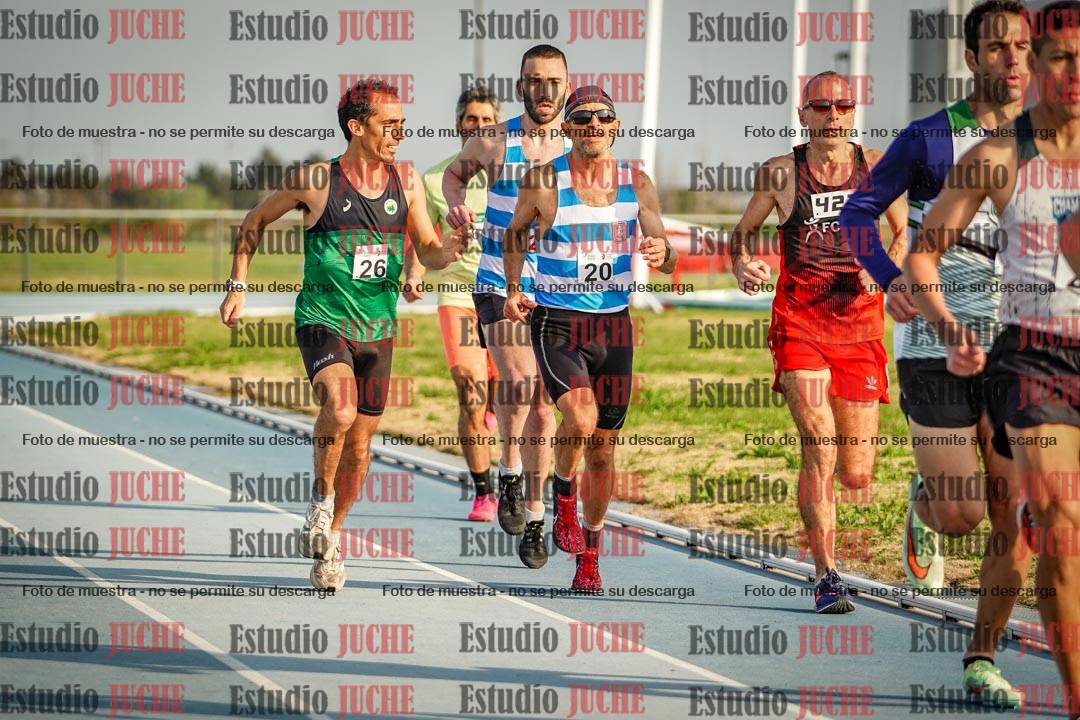 Fotos de los 3000 m llanos de varones
