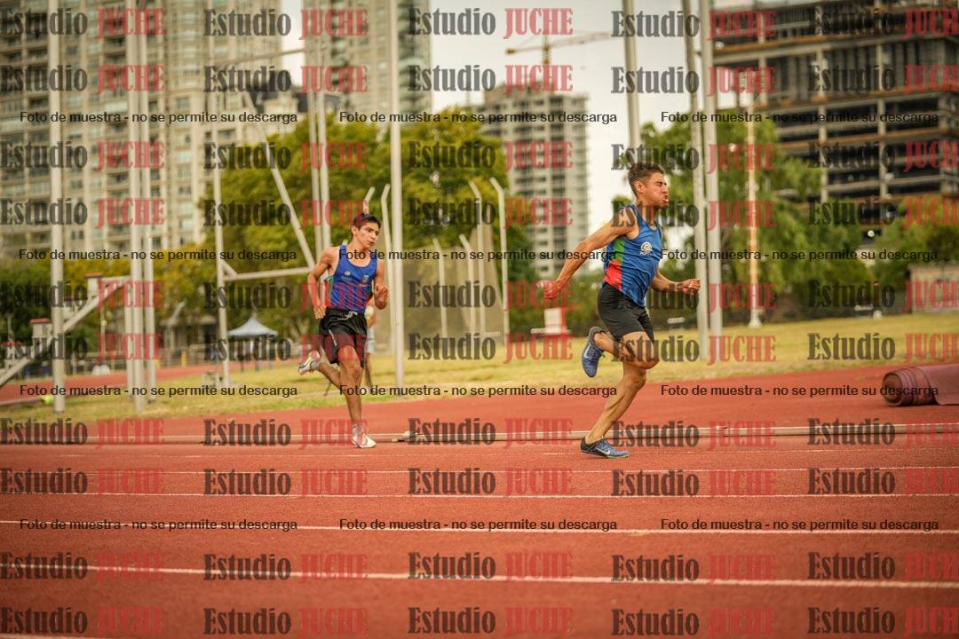 Fotos de los 200 m llanos de varones
