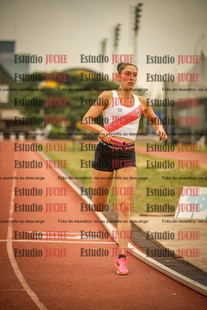 Fotos de las Postas 4x400 m de mujeres