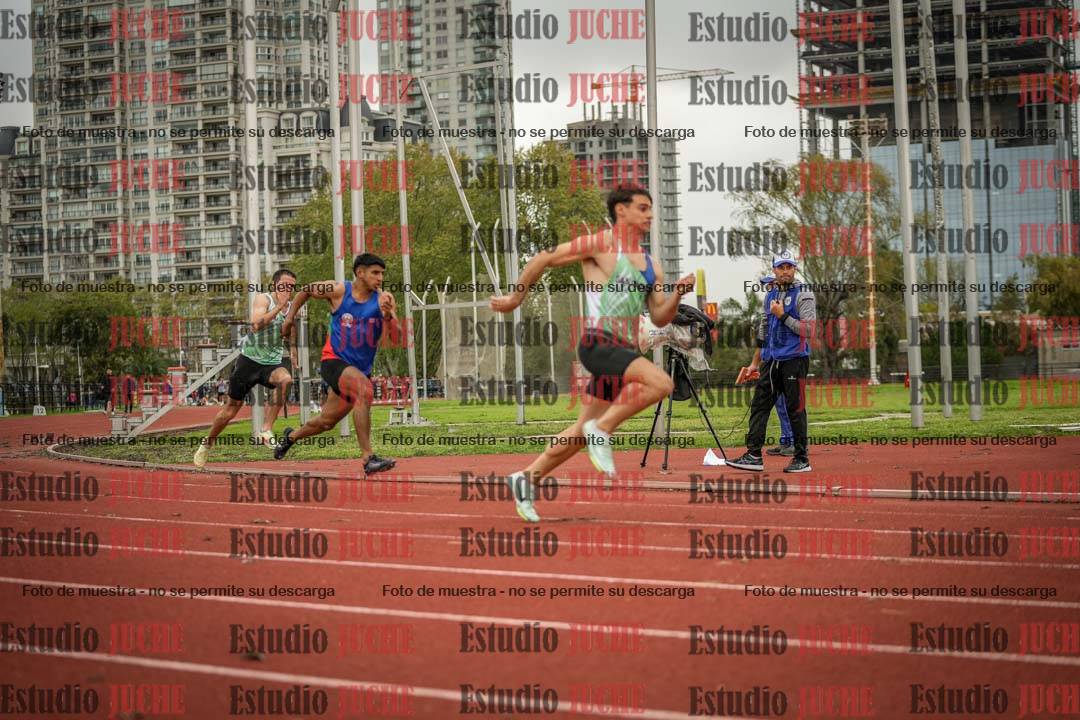 Fotos de los 200 m llanos de varones